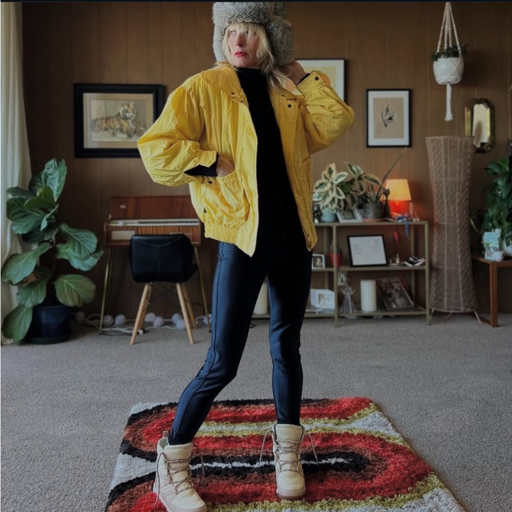 Vintage yellow ski jacket